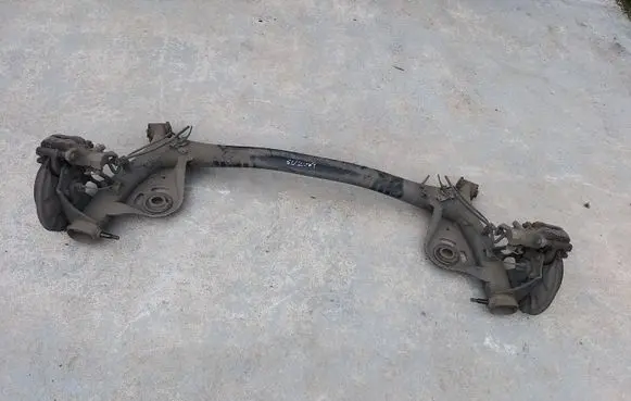 Suzuki SX4 S-Cross Rear axle beam NNI14943