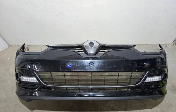 Renault Megane III Front bumper