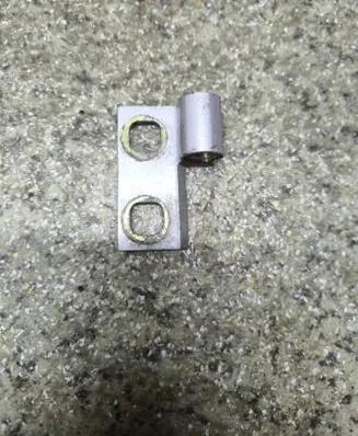 Volkswagen PASSAT B5 Front door lower hinge 