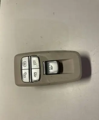 BMW 7 G11 G12 Electric window control switch 9382506