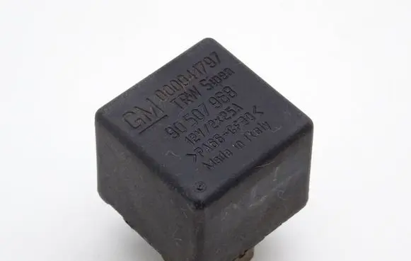 Opel Vectra B Other relay 90507968