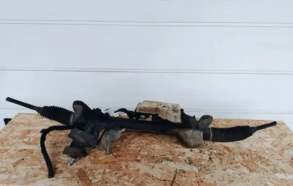 Volkswagen PASSAT B7 Steering rack 5N1909144R 5WK46800N02 A54605122
