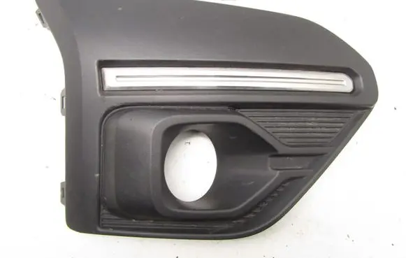 Dacia Sandero III Front fog light trim/grill 261A20172R