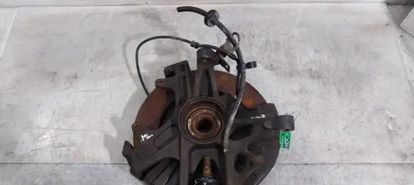 Front wheel hub spindle knuckle
