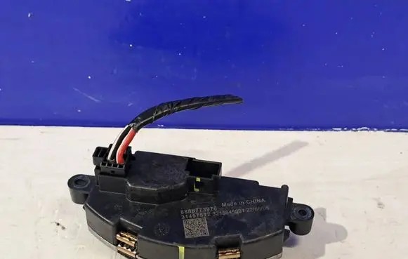 Polestar 2 Heater blower motor/fan resistor 31497512