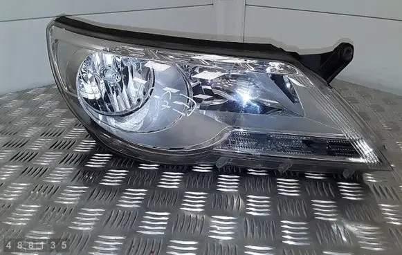 Volkswagen Tiguan Headlight/headlamp 1LD247038