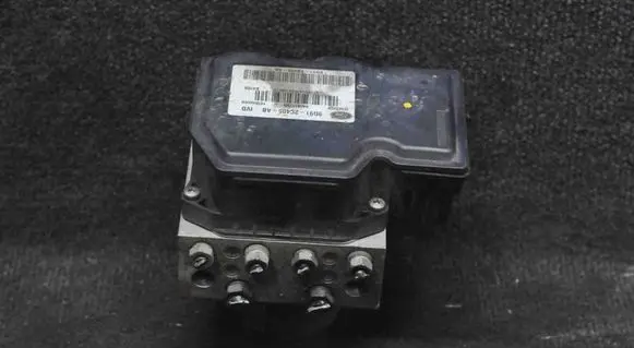 Ford Mondeo MK IV ABS Pump