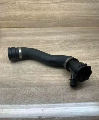 BMW 5 E39 Engine coolant pipe/hose 7787336