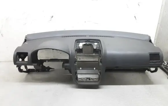 Volkswagen Golf V Dashboard 1K1858295
