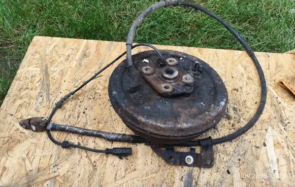 Opel Corsa D Drum brake (rear) 