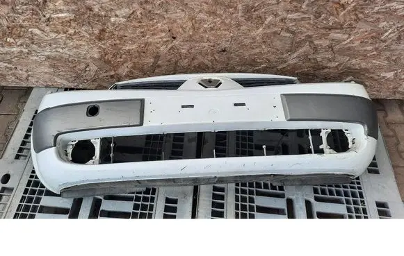 Renault Scenic II - Grand scenic II Front bumper 8200130528