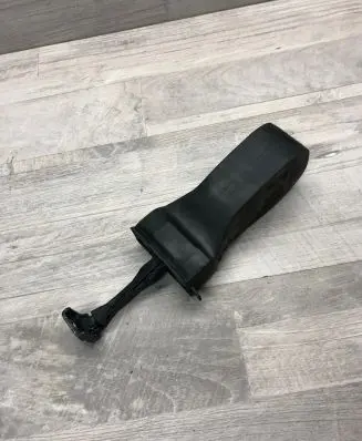 Volkswagen PASSAT B8 Front door check strap stopper 3G0837267