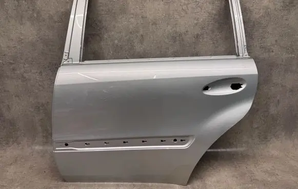 Mercedes-Benz GL X164 Front door NULL