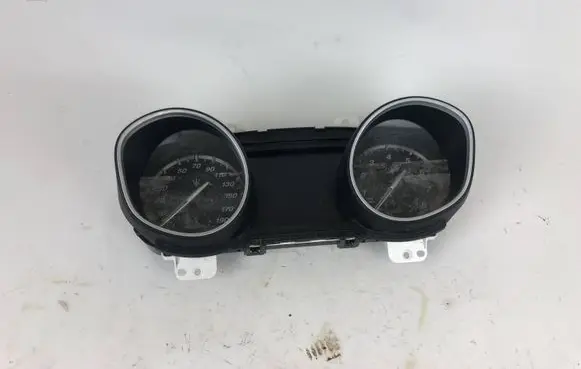 Maserati Levante Speedometer (instrument cluster) 670101176 503018860205 TD4192276B0150