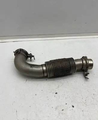 Audi A4 S4 B9 8W EGR valve line/pipe/hose 05L131521E