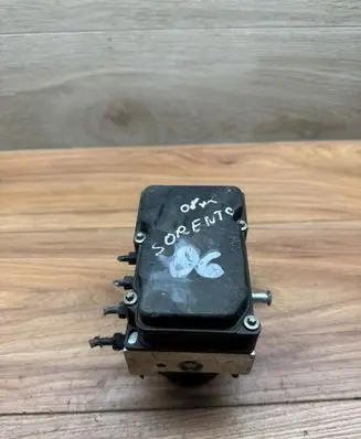 KIA Sorento ABS Pump 589103E450 0265231814