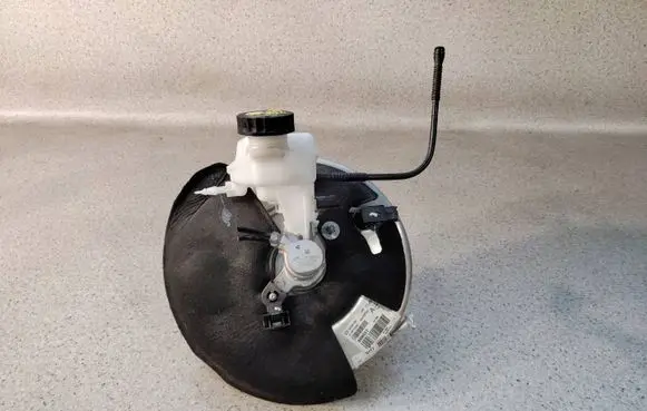 Citroen C5 Aircross Brake booster 980768708044 9807687080 9820604480