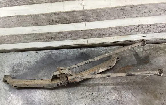 Opel Zafira C Rear subframe KA8762