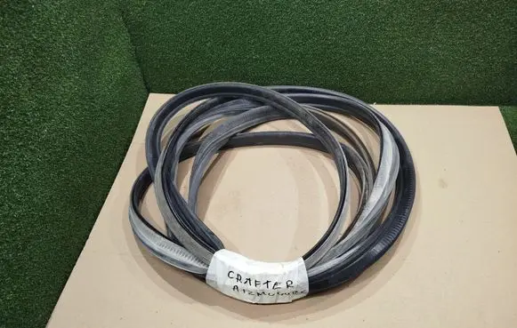 Volkswagen Crafter Trunk rubber seal (body) 