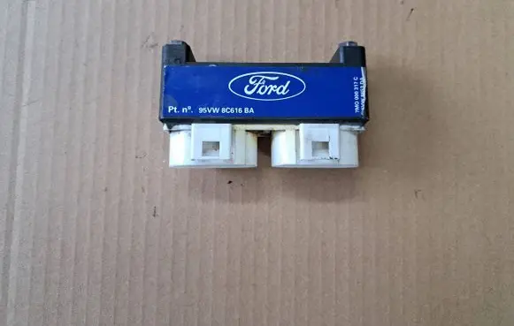 Ford Galaxy Coolant fan relay 7M0000317C