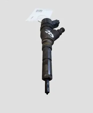 Citroen Xantia Fuel injector 9635196580