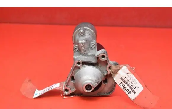 Renault Captur Starter motor 233001073R