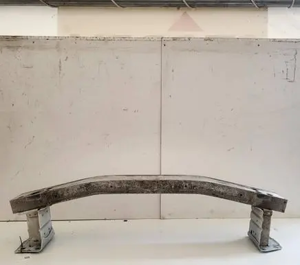 Nissan Leaf I (ZE0) Rear bumper cross member 620323NF0A