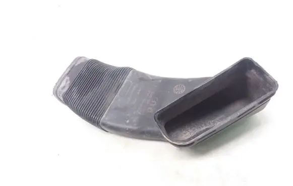 Volkswagen PASSAT B5 Air intake duct part 8D0129617E