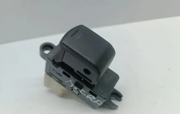 Nissan Micra Electric window control switch