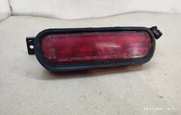 KIA Sorento Third/center stoplight 927003E0