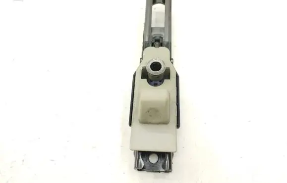 Nissan Micra Seat belt adjustment rail 87824BC615 33057269