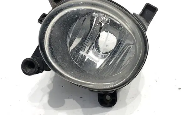 Volkswagen PASSAT CC Front fog light 8T0941699