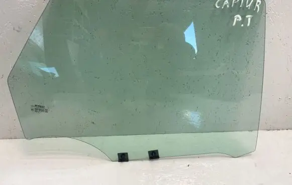 Renault Captur Rear door window glass