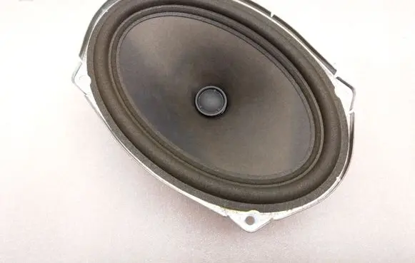 Mini One - Cooper Coupe R56 Rear door speaker 3422633 65133422633