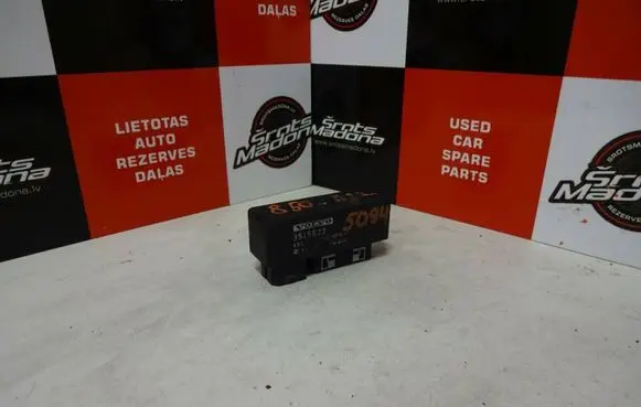 Volvo 850 Coolant fan relay 3515632