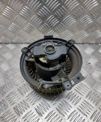 Mercedes-Benz E W124 Heater fan/blower NRAKODO