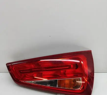 Audi A1 Tailgate rear/tail lights 8X0945094D