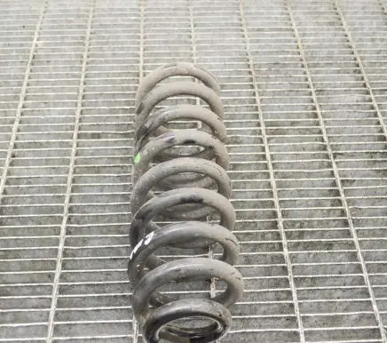 Mercedes-Benz C W205 Rear coil spring