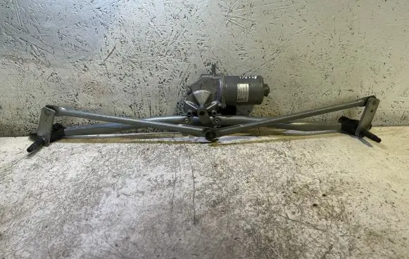 Mini Cooper Countryman R60 Front wiper linkage and motor W19346 9804398 2483S
