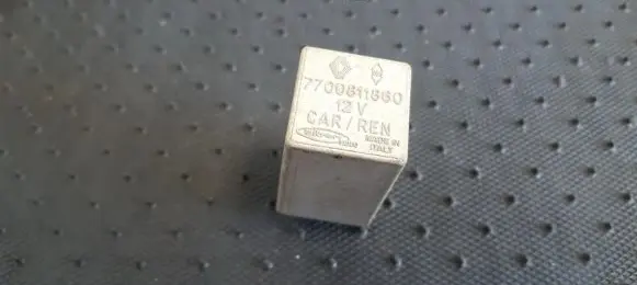 Renault Laguna I Other relay 7700811860