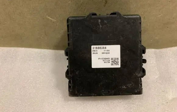 Volvo XC90 Gearbox control unit/module 31686384