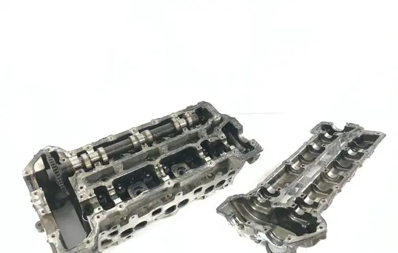 Mercedes-Benz ML W164 Engine head A6420100821 A6420101630 R642016