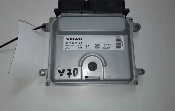 Volvo V70 Engine control unit/module 30788273