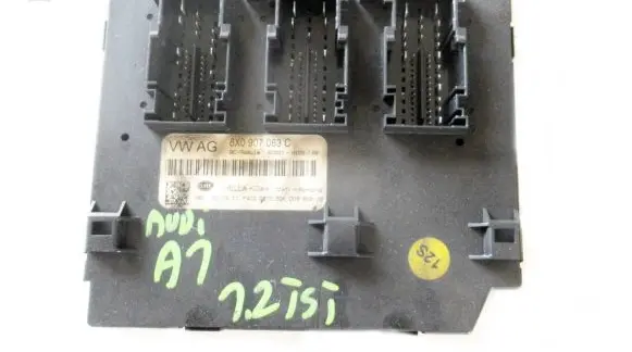 Audi A1 Comfort/convenience module 8X0907063C