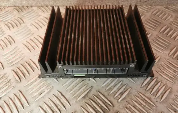 Hyundai i40 Sound amplifier 963703Z101