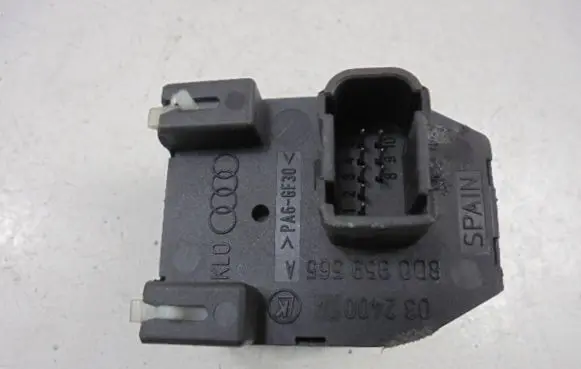 Audi A4 S4 B5 8D Wing mirror switch 8D0959565A