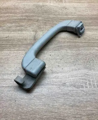 BMW 5 E39 Rear interior roof grab handle 8227593 8235578