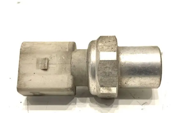 Audi A4 S4 B7 8E 8H Air conditioning (A/C) pressure sensor 