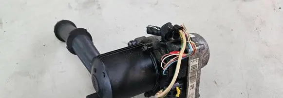 Citroen C4 I Power steering pump 9657613580 A5094111H