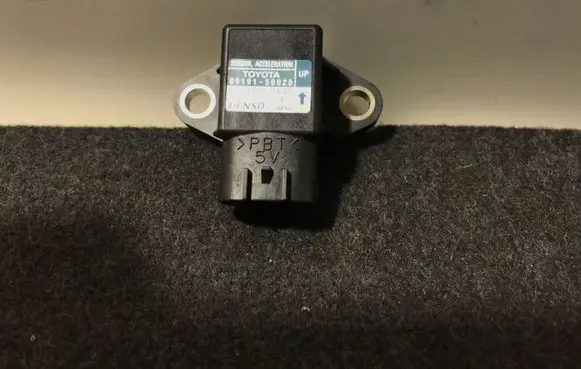 Lexus GS 300 350 430 450H Acceleration sensor 8919150020